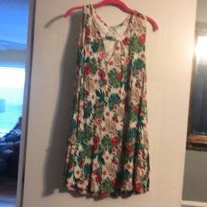 Top, can be worn as a dress or with leggings